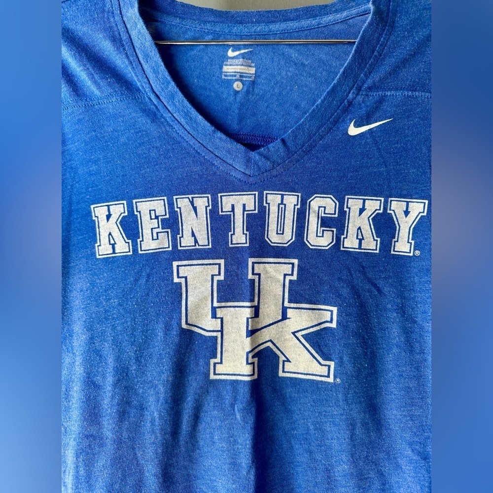 Nike UK Women’s T Shirt Size Large​​​​ - Picture 4 of 5